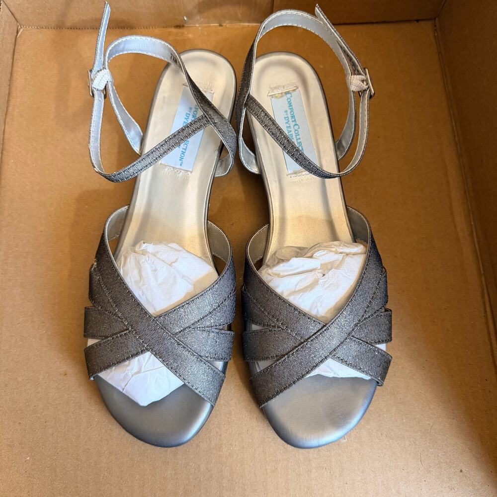 Comfort Collection Dyeables Womens Kitten Heel Strappy Sandals Dress Shoes 7.5 - Picture 3 of 12